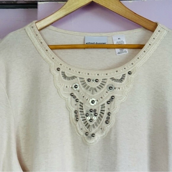 Alfred Dunner Women’s Embellished beads Collar Quarter Sleeve Top Sz XL Tan - Picture 2 of 3